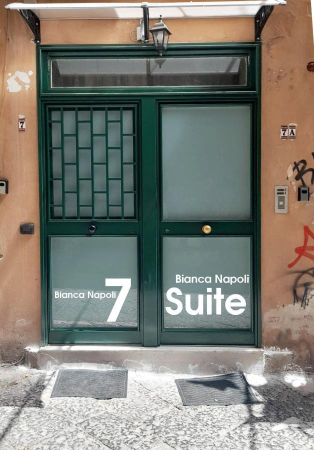 Bianca Napoli Suite Bagian luar foto